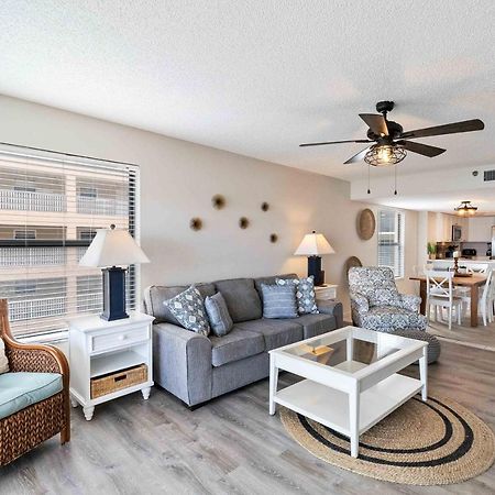 301 Beach Place Condos Сейнт Пийт Бийч Екстериор снимка
