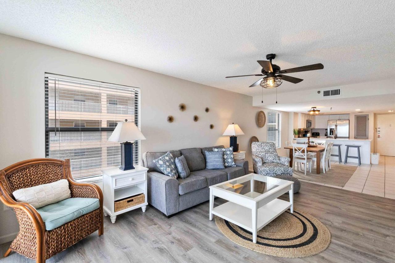 301 Beach Place Condos Сейнт Пийт Бийч Екстериор снимка