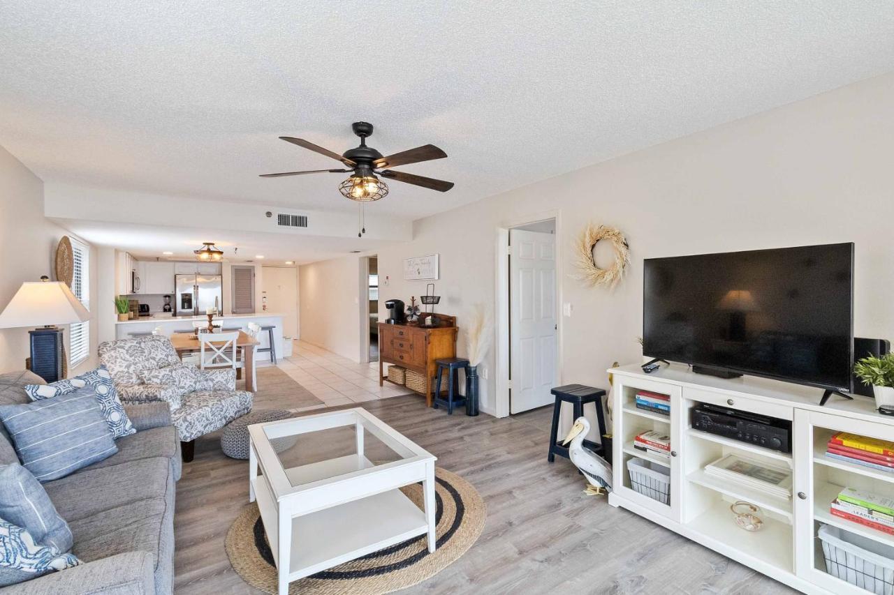 301 Beach Place Condos Сейнт Пийт Бийч Екстериор снимка